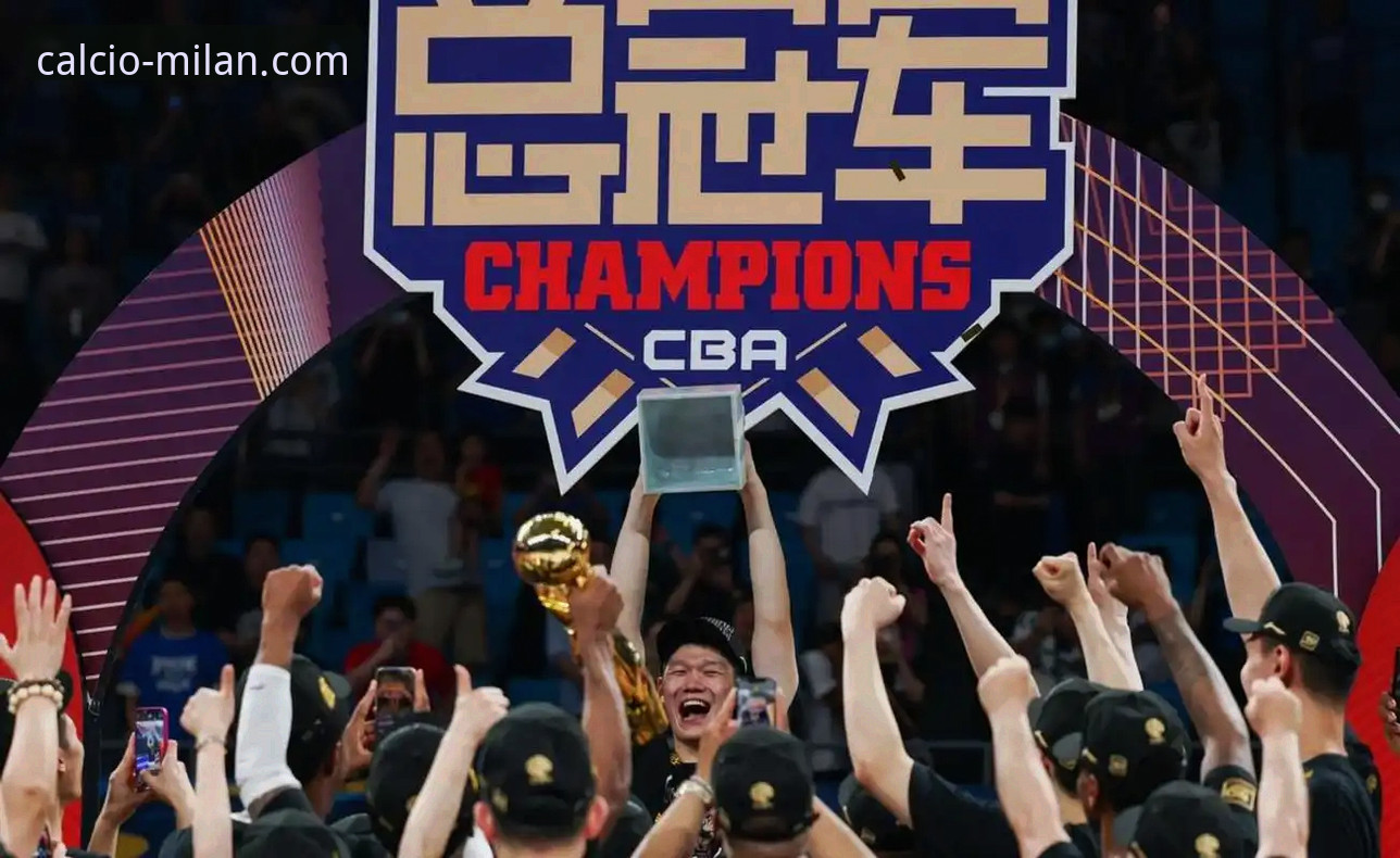 CBA最新动态：上海队豪取12连胜巩固榜首，团队篮球展现统治力